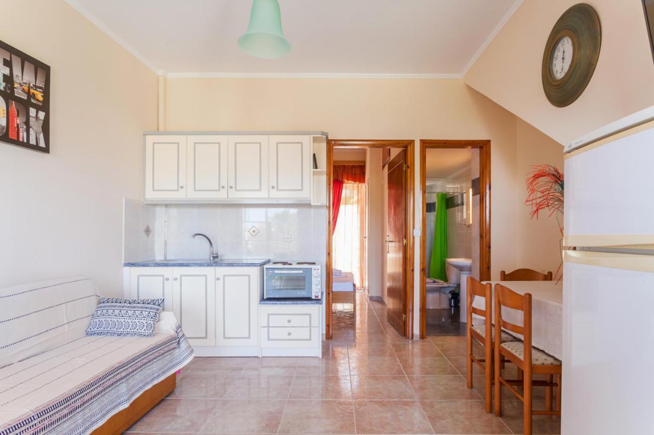 Christine Seaside Apartments In Chania Stalós Exteriér fotografie