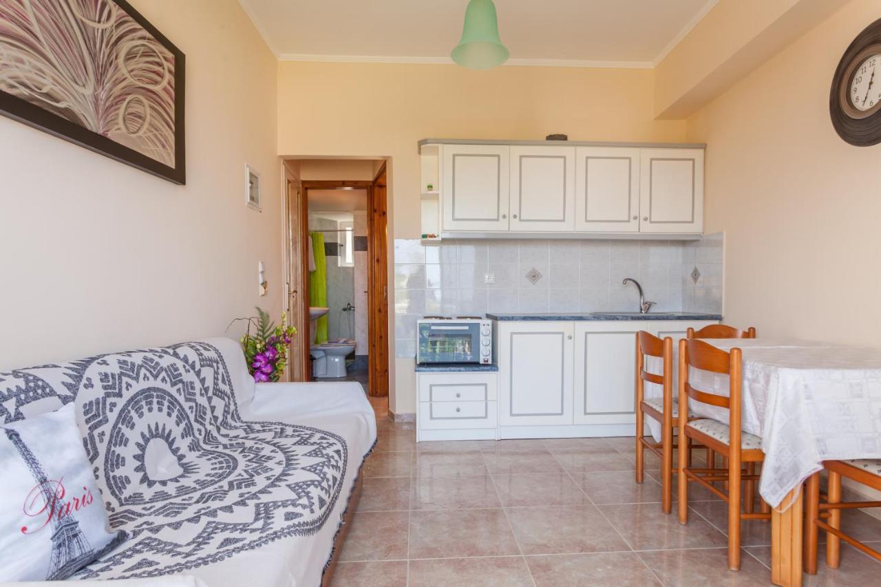 Christine Seaside Apartments In Chania Stalós Exteriér fotografie